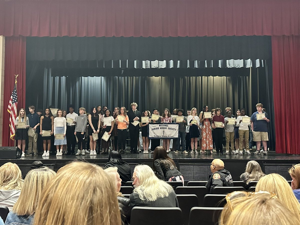 Welcome to our newest members of the Matoaca Middle School chapter of NJHS @ccpsinfo <a href="/MAMS_CBG/">Matoaca CBG</a> @MAMS_Library <a href="/hines1221/">Gayle Hines</a> <a href="/rmharter/">Ryan Harter</a>  <a href="/bellhavenmom/">Kim Bell</a>