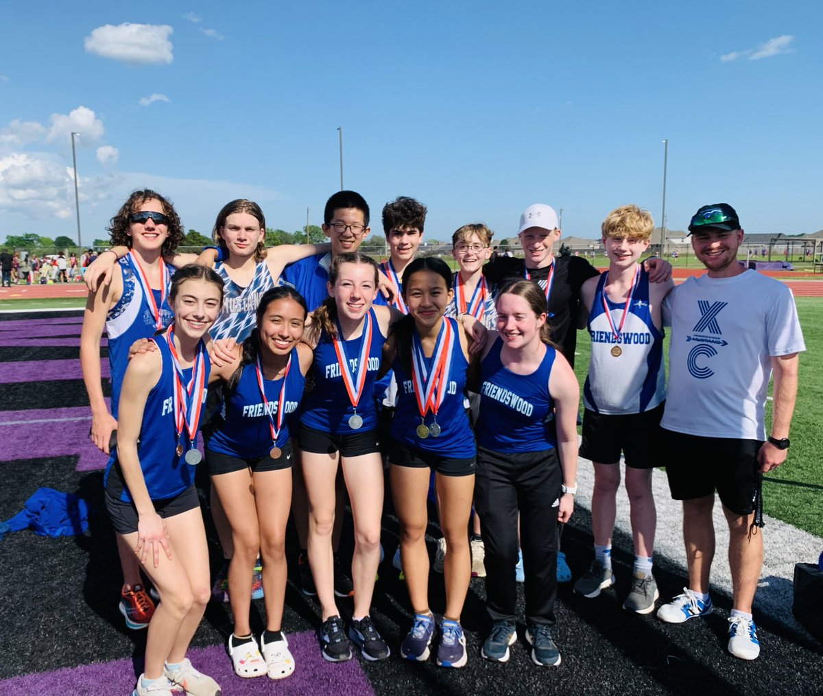 This cross country group put on a show today‼️ 💪🏾💪🏾 #Mustangmindset #Horsepower