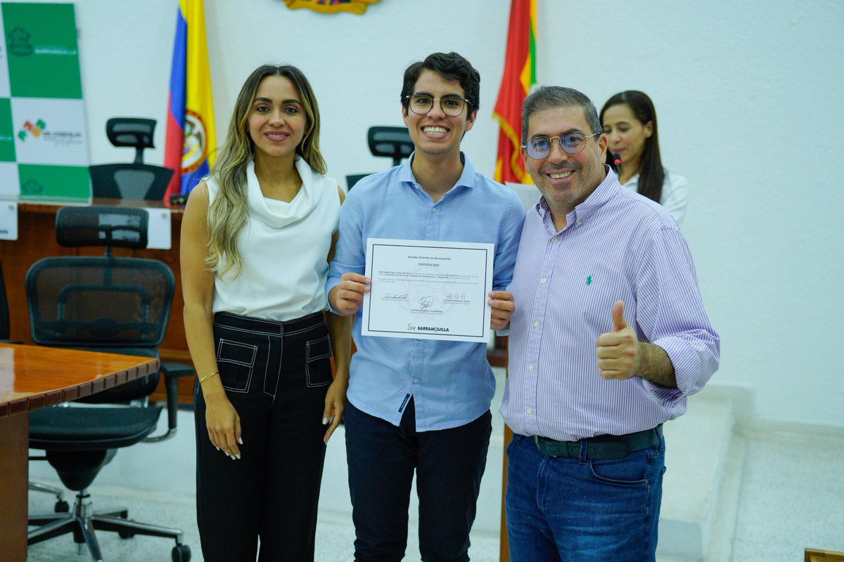 Se llevó a cabo la posesión de los Consejeros de Juventud para el periodo 2023-2024 🙌🏼 Desde la Secretaría de Gestión Social, estamos comprometidos en promover la participación activa de la juventud. ¡Felicitaciones jóvenes! 👏🏼