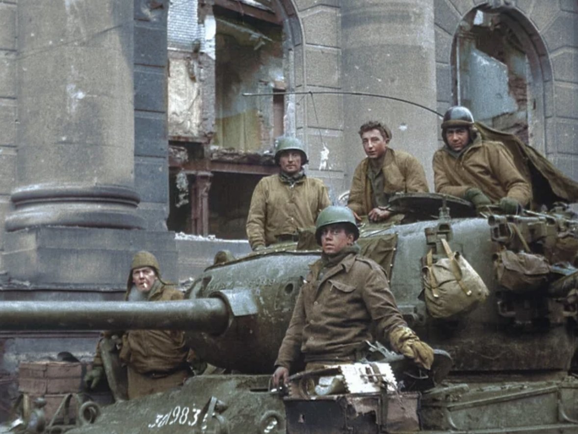 Talking about this very famous clip, this is the actual tank and crew in question: