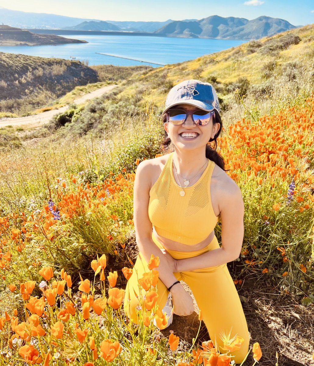 LLUHPhysicians's tweet photo. Dr. @purviparwani shared these gorgeous photos with us from her hike at the Diamond Valley Lake - Wildflower Trail. Have you seen the #superbloom yet? 🌸
#lluhphysicians #poppies #california https://t.co/HjCzFE6gXI