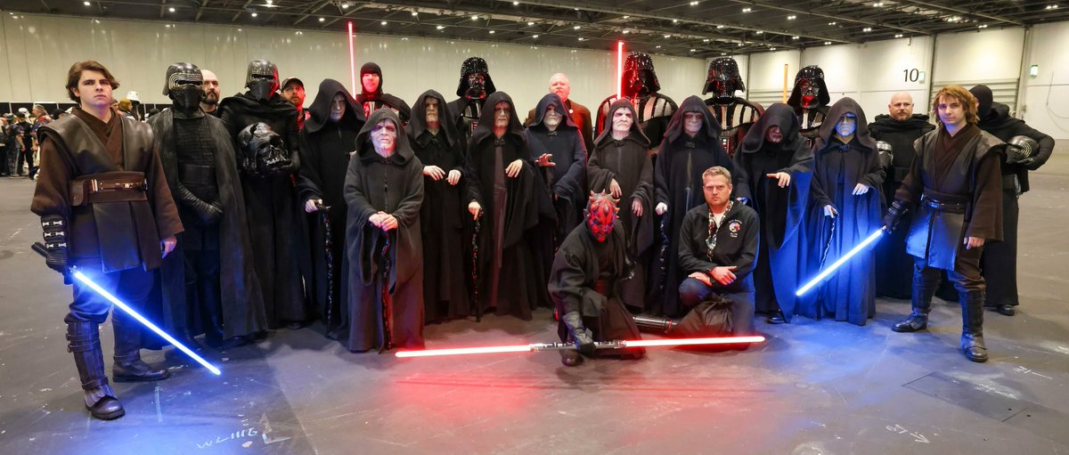 501stLegion's tweet photo. We can't wait to see each other again!
Photo by Wayne Pictures.
@501stSithLords @501stSpecOps @501stBF
#501st #StarWars #Lucasfilm #Disney #StarWarsCelebrationEurope #SWCE2023 #BadGuysDoingGood #BadGirlsDoingGreat #OneGalaxyOneGoal #MakeAWishUK https://t.co/EFYhTPovNn