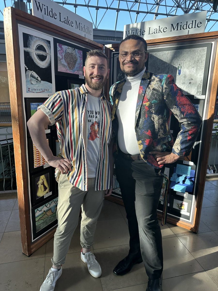 hcpss_wlms's tweet photo. Our amazing art teachers Mr. Rosen &amp; Mr. Tullis put together a beautiful collection of artwork from our TigerSharks for the Annual Mall Art Show at the Columbia Mall. Come see the display now through May 1st! 🎨🖌️👨‍🎨 https://t.co/Mlh5OrXbkP