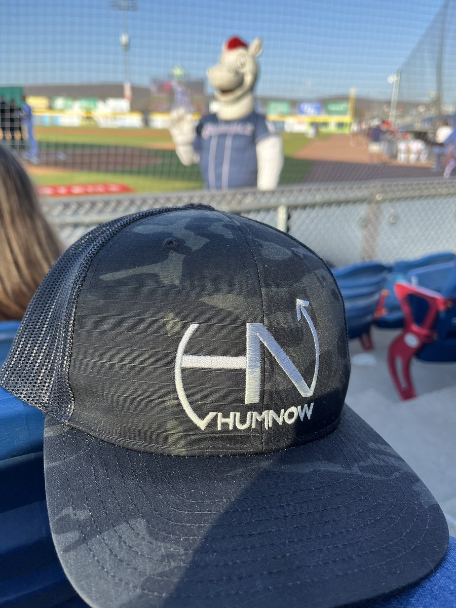 HUMNOW tweet media