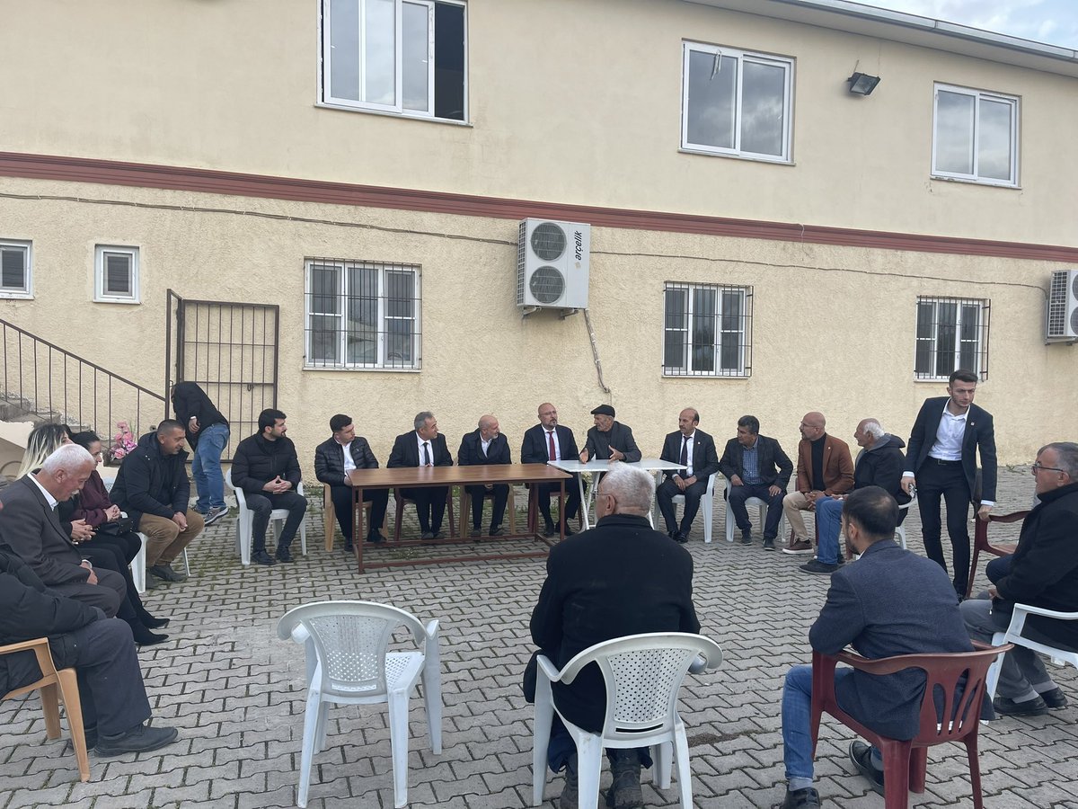 EczAzizcemguner's tweet photo. #SanaSöz Kahramanmaraş diyerek başladık…

Kahramanmaraş’ın Dulkadiroğlu İlçesi Çiğli, Söğütlü, Davutlar, Çınarlı, Denizli ve Maksutuşağı mahallerini ziyaret ederek sorunların dinledik, çözüm önerilerimizi anlattık.

Kahramanmaraş’ı hep birlikte ayağa kaldıracağız… https://t.co/i42nZUjqmV