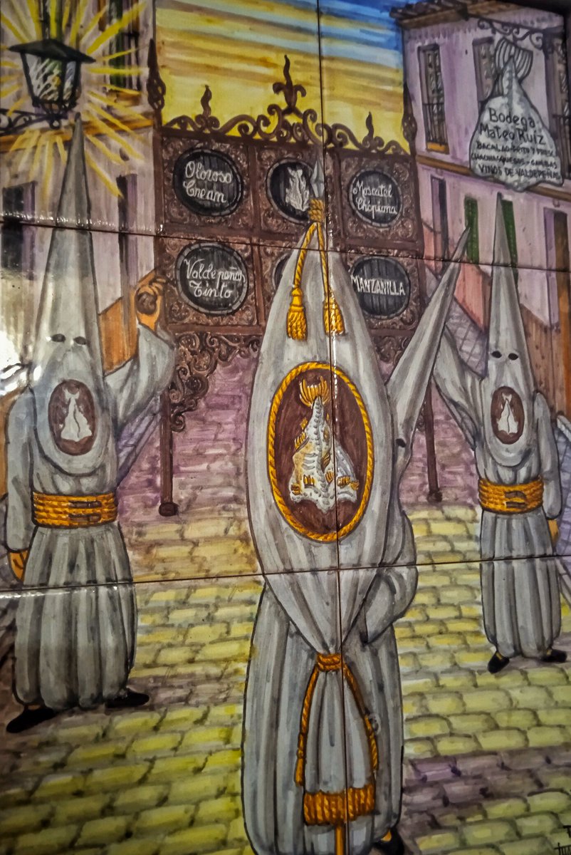 ComandoRancio's tweet photo. Ahora que ya ha pasado la semana santa, gloria eterna a los nazarenos de Casa Mateo y su cofradía. https://t.co/XgNrWlM7V0