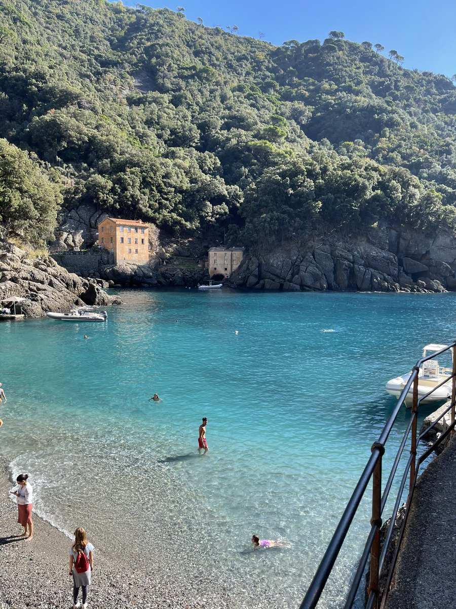 S71S_'s tweet photo. Portofino 💘 https://t.co/pdxN7Wl8zg