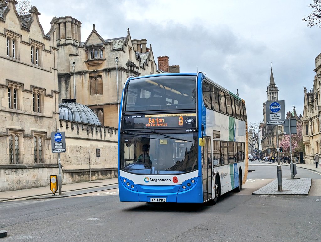 jimbolimbo9's tweet photo. A couple of recent transfers to the Stagecoach fleet at Oxford are 15737 and 15966 (the latter being new here in 2014!). Both vehicles looking pretty smart, especially 15737 which is a recent repaint into Local livery 👌 https://t.co/yX7oI2ROOL