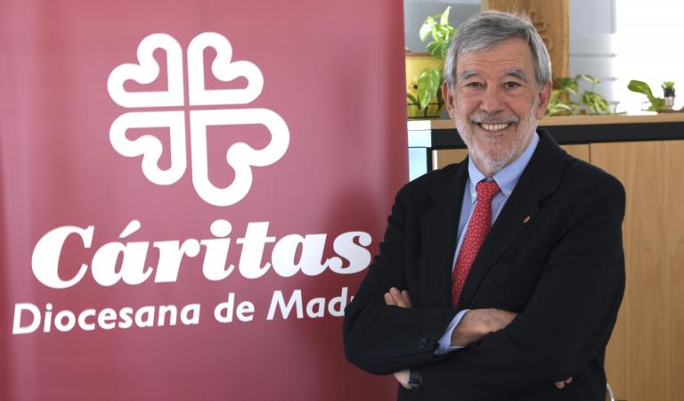 'En este caminar vamos todos juntos; junto a quienes acogemos y atendemos, personas voluntarias y trabajadoras de @CaritasMadrid  y donantes o colaboradoras' Luis Hernández Vozmediano director diocesano #Pascua #CompromisoSolidario #cartadeldirector 
caritasmadrid.org/actualidad/car…