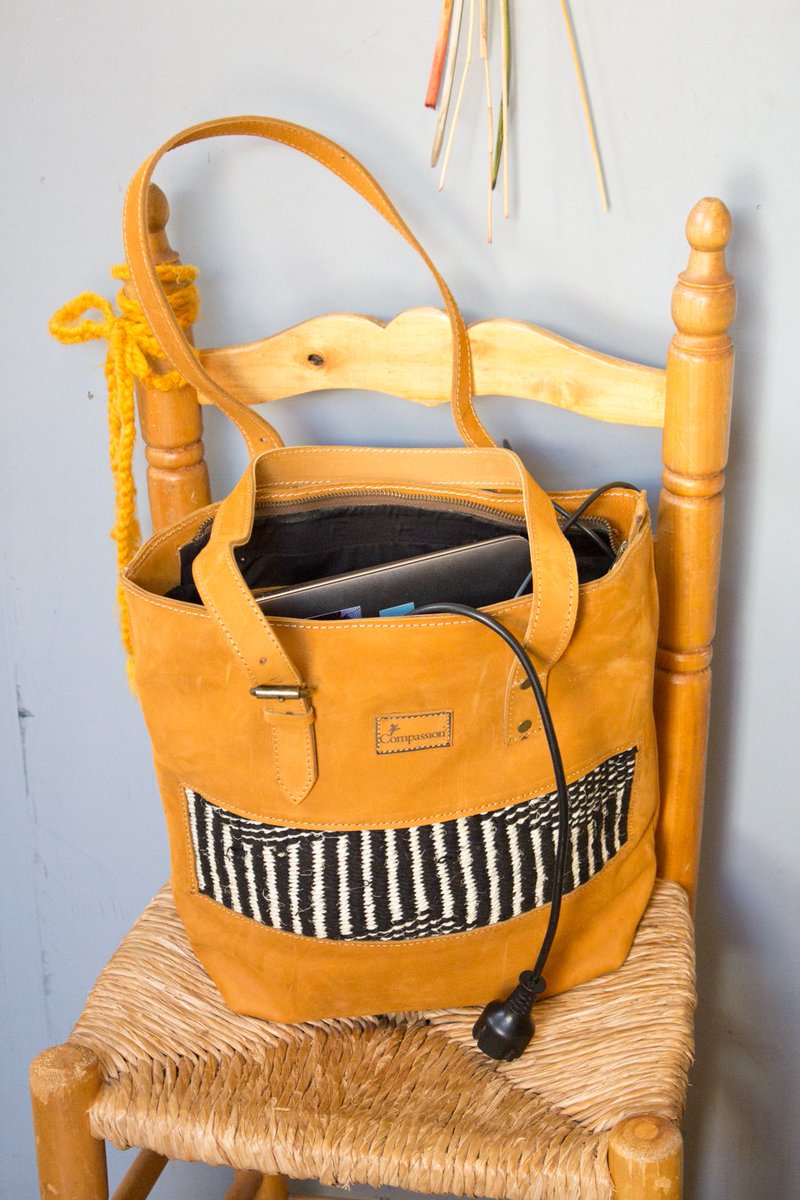 vaafricabaskets's tweet photo. @bonifacemwangi Designer Kenyan baskets https://t.co/rezXpL7WvF