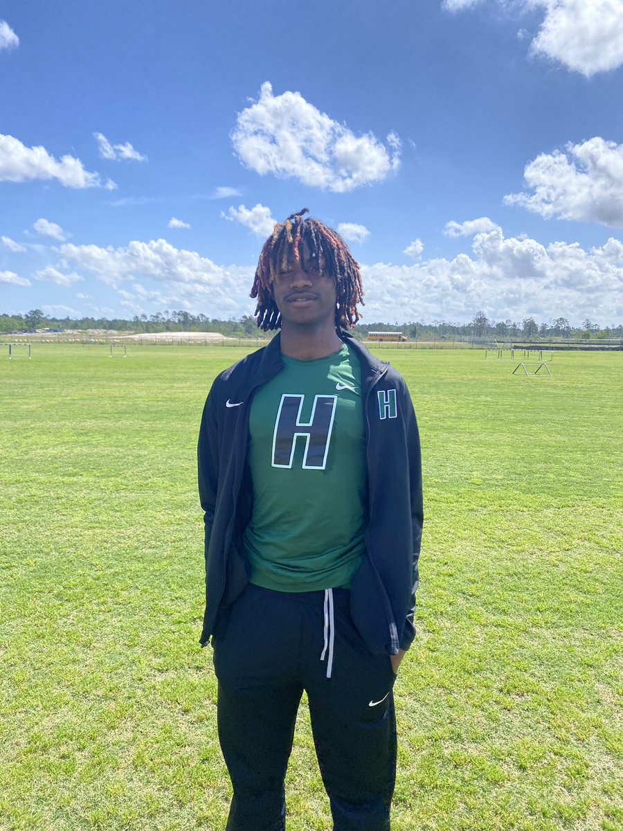 _HuntsvilleFB_'s tweet photo. Area qualifier in the Long jump! Congratulations Caleb Franklin! https://t.co/4Po6xjhWOG