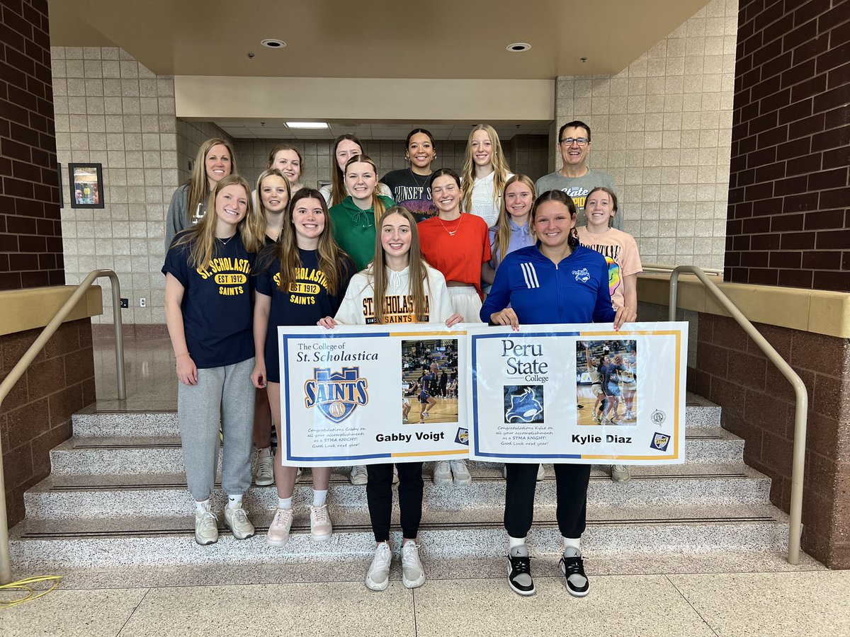 CONGRATS to Kylie Diaz, Gabby Voigt, Madi Gartner who signed their letter of intent this morning!

🏀Kylie —&gt; Peru State College, Nebraska
🏀Gabby —&gt; The College of St. Scholastica, Duluth
🏐Madi —&gt; Francis Marion University, South Carolina 

GOOD LUCK! We are so proud of you!
