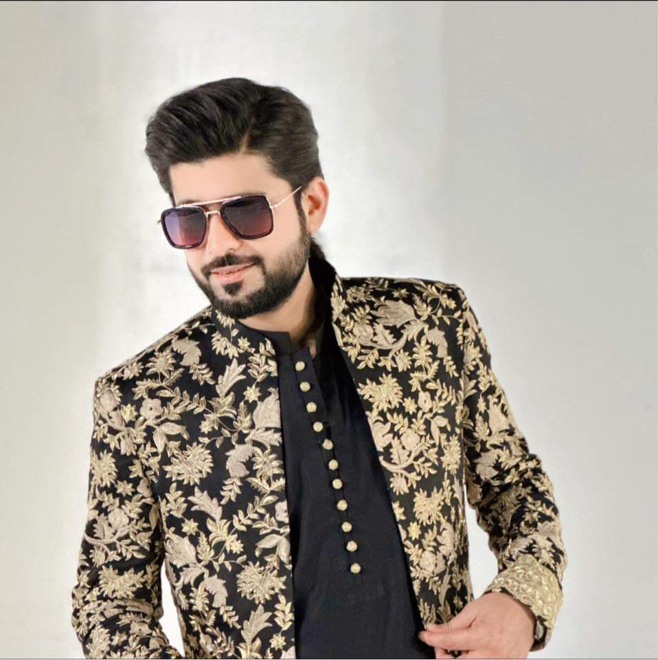 Zeeshan Khan Rokhri (@zeeshanrokhri) on Twitter photo 