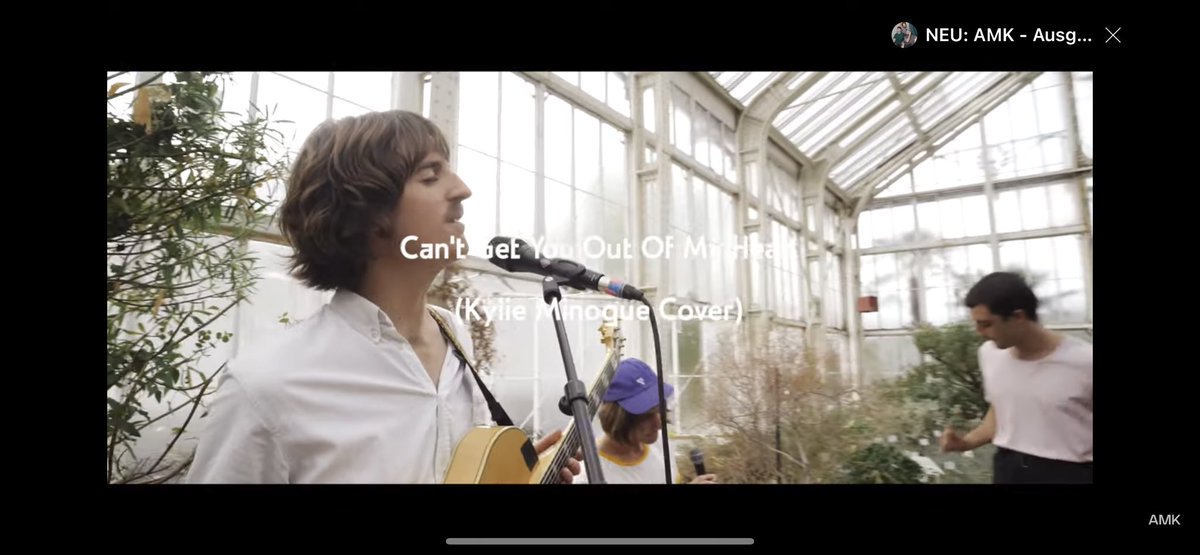 bayılıyorumm bu şarkıya bayılıyorumm