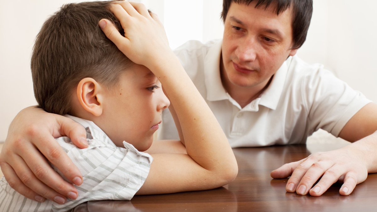 CenterSinatra's tweet photo. #ParentTip: Recognize the signs of child abuse. Changes in behavior,unexplained injuries, and reluctance to be alone with certain people may be indicators. Keep an open line of communication with your child and report any concerns immediately. #ChildSafety https://t.co/JvdHz7U4Bs https://t.co/kXp4cWy0UX