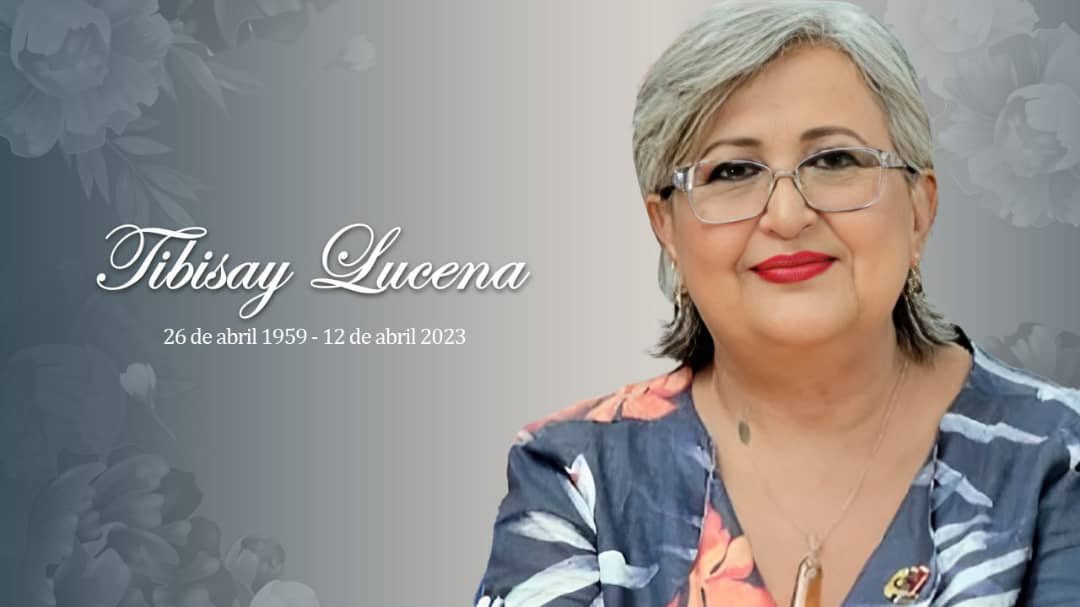 Honor y Gloria Tibisay! 
Fuiste ejemplo de lucha, valentía y dignidad. 
Fuerza a familiares y amigos.
#TibisayGuerreraDeLuz