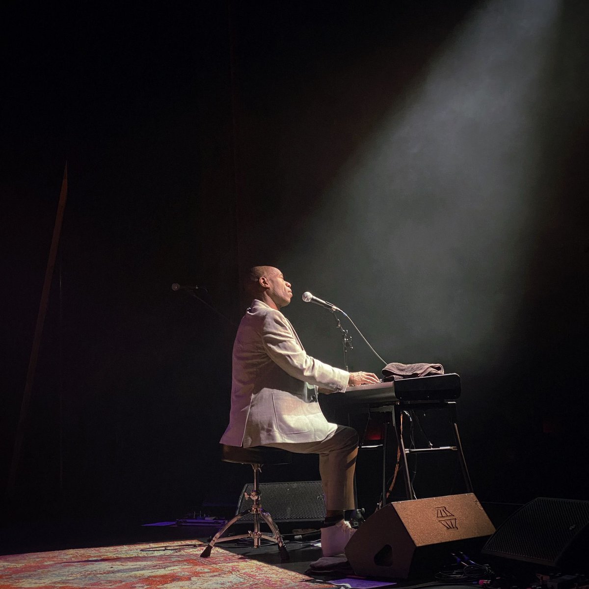 Roachford tweet media