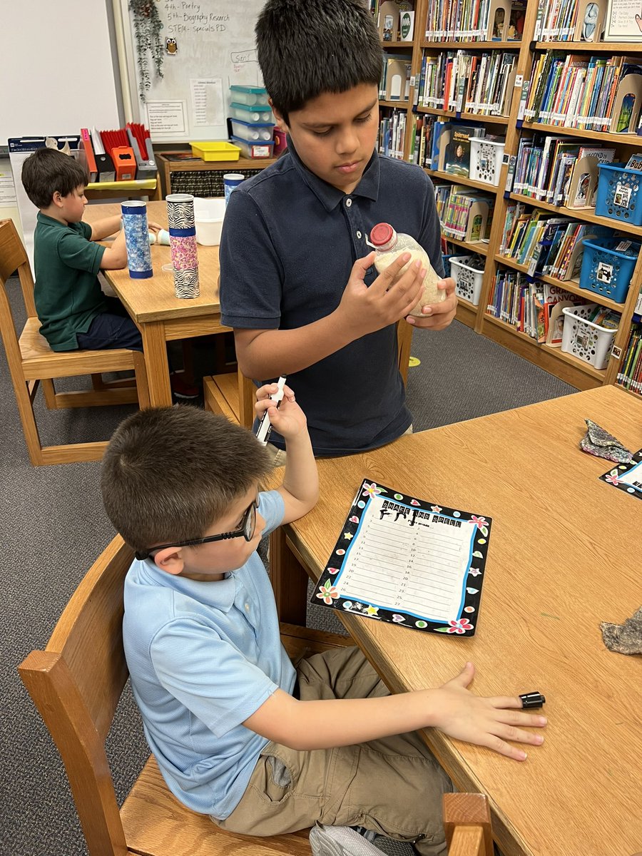 OrtizBulldogs (@ortizlibrary259) on Twitter photo Utilizing 5th graders to help with kindergarten learning in the library. #collaboration #librarybuddies #mentors #wpsproud <a href="/usd259libraries/">usd259libraries</a> <a href="/beckergaile/">Gail Becker</a> <a href="/WichitaUSD259/">Wichita Public Schools</a> Utilizing 5th graders to help with kindergarten learning in the library. #collaboration #librarybuddies #mentors #wpsproud <a href="/usd259libraries/">usd259libraries</a> <a href="/beckergaile/">Gail Becker</a> <a href="/WichitaUSD259/">Wichita Public Schools</a>