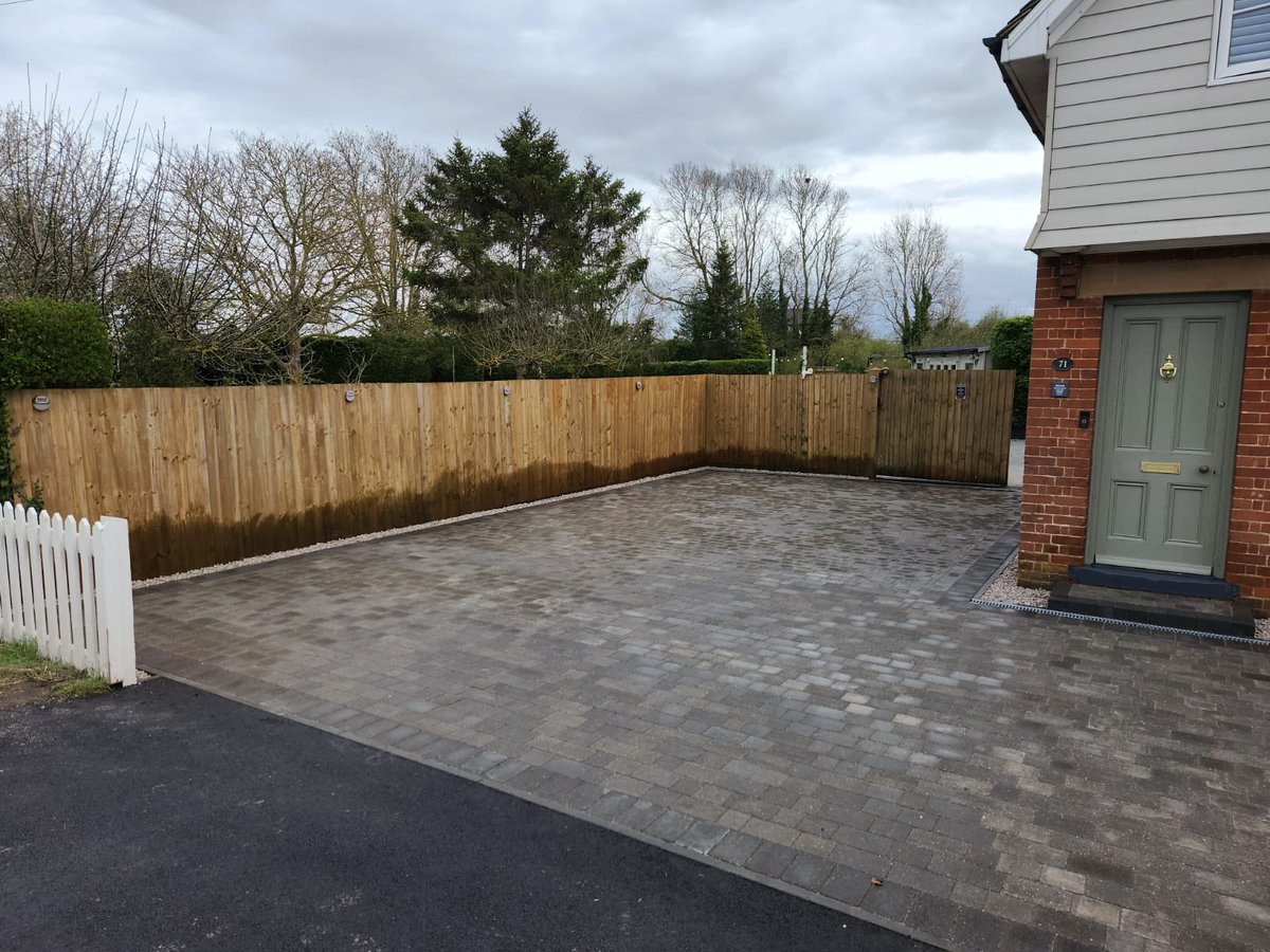 CamBlockPaving's tweet image. Some more pictures of our finished driveway in Fordham….