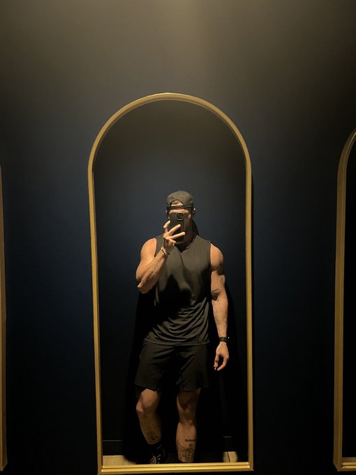 Night workout https://t.co/ovekkUTNjH