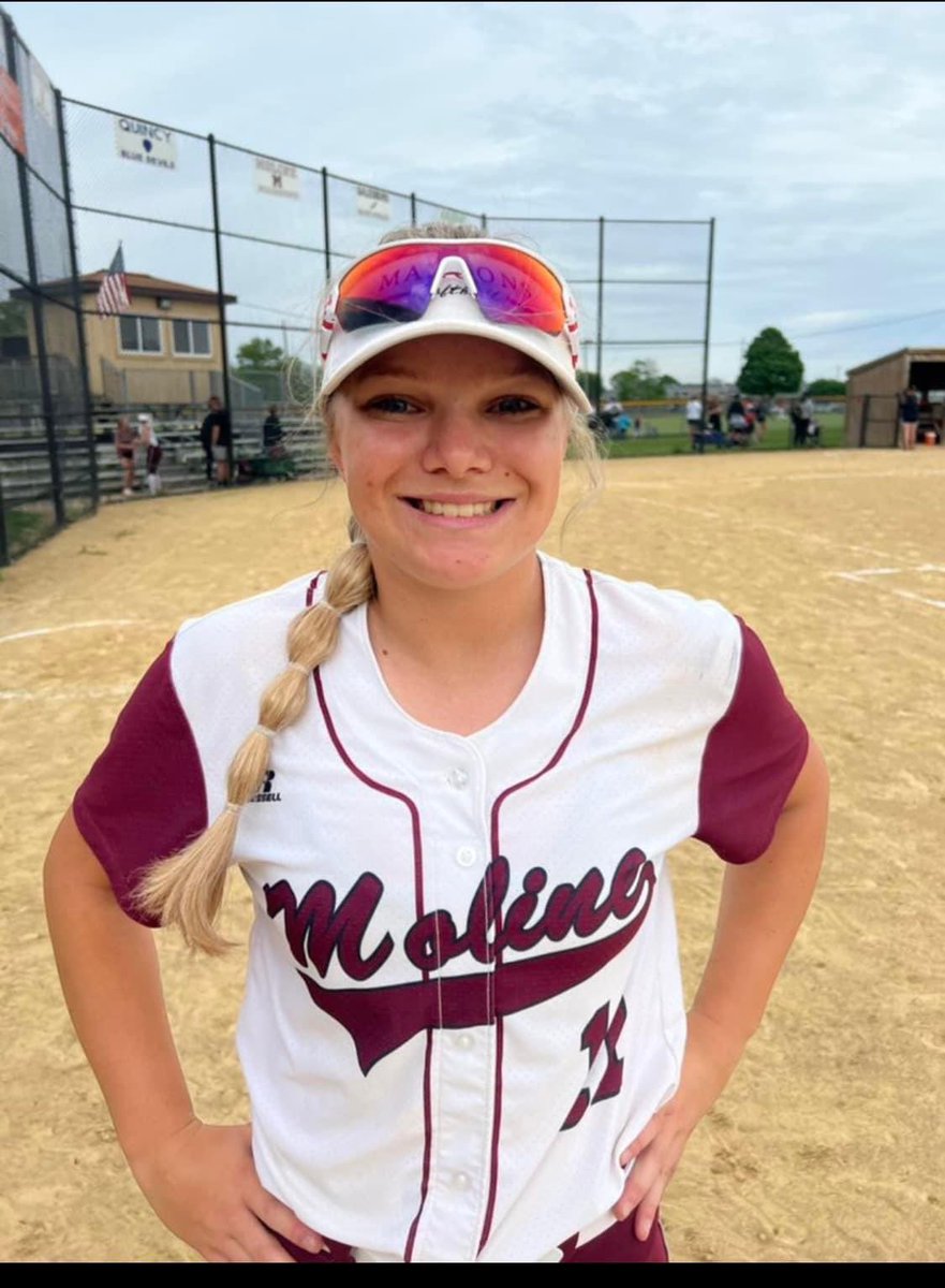 MolineSoftball's tweet photo. Signing Day!   Brenna Ross will be signing her NLI today at Wharton field house @ 4pm. Brenna is continuing her academic and athletic career at Kirkwood Community College! 🦅 Congrats, Brenna!! https://t.co/BGXAr4wgHf