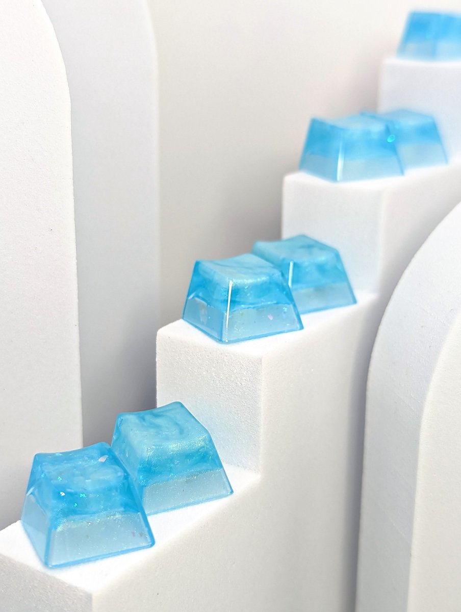A few handmade keycap sets from our last update are still available in the shop– check it out and see if any of them strike your fancy! 🛍️

#keycaps #pcgaming