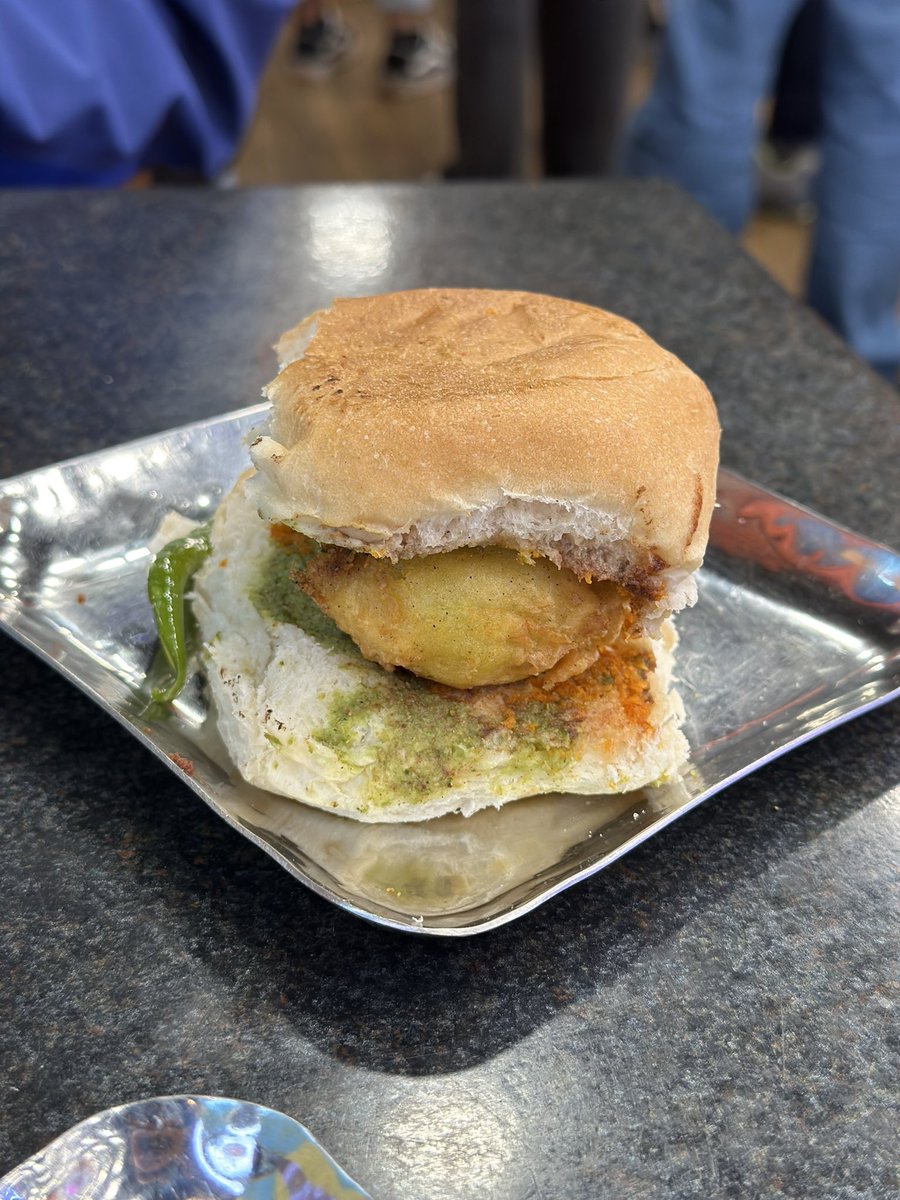 Rieethaa (@zanzaneet) on Twitter photo Grabbed a cheeky #vadapav at <a href="/ShreeKrishnaVP/">ShreeKrishnaVadapav</a> in Hounslow today. Enjoyed their samosa chaat and especially the vada pav.
#maharashtrian #snacks #samosa #indianfood #streetfood #india #londoneats #chaat #skvp Grabbed a cheeky #vadapav at <a href="/ShreeKrishnaVP/">ShreeKrishnaVadapav</a> in Hounslow today. Enjoyed their samosa chaat and especially the vada pav.
#maharashtrian #snacks #samosa #indianfood #streetfood #india #londoneats #chaat #skvp