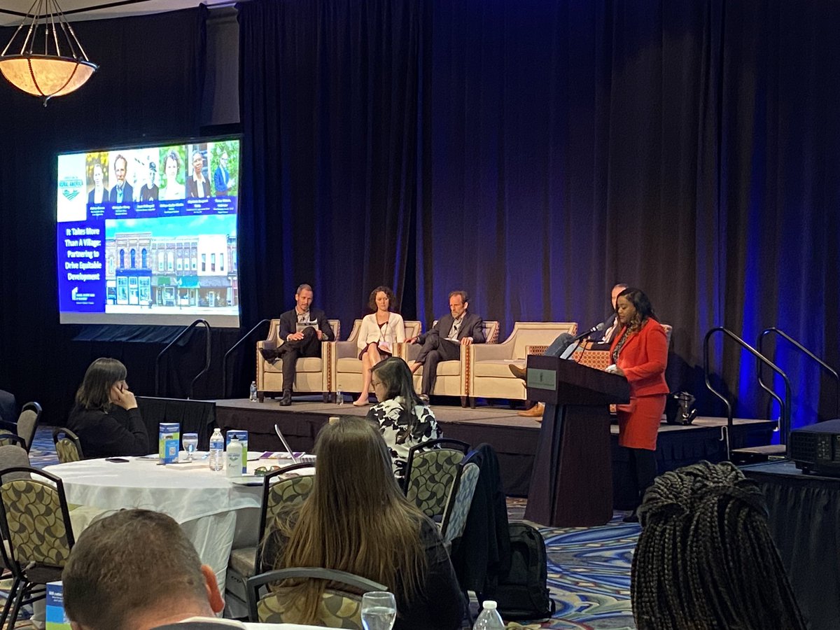VP and CAO, Carrie Cook kicking off the afternoon plenary panel “It Takes More Than a Village: Partnering to Drive Equitable Development”
#InvestRuralUSA