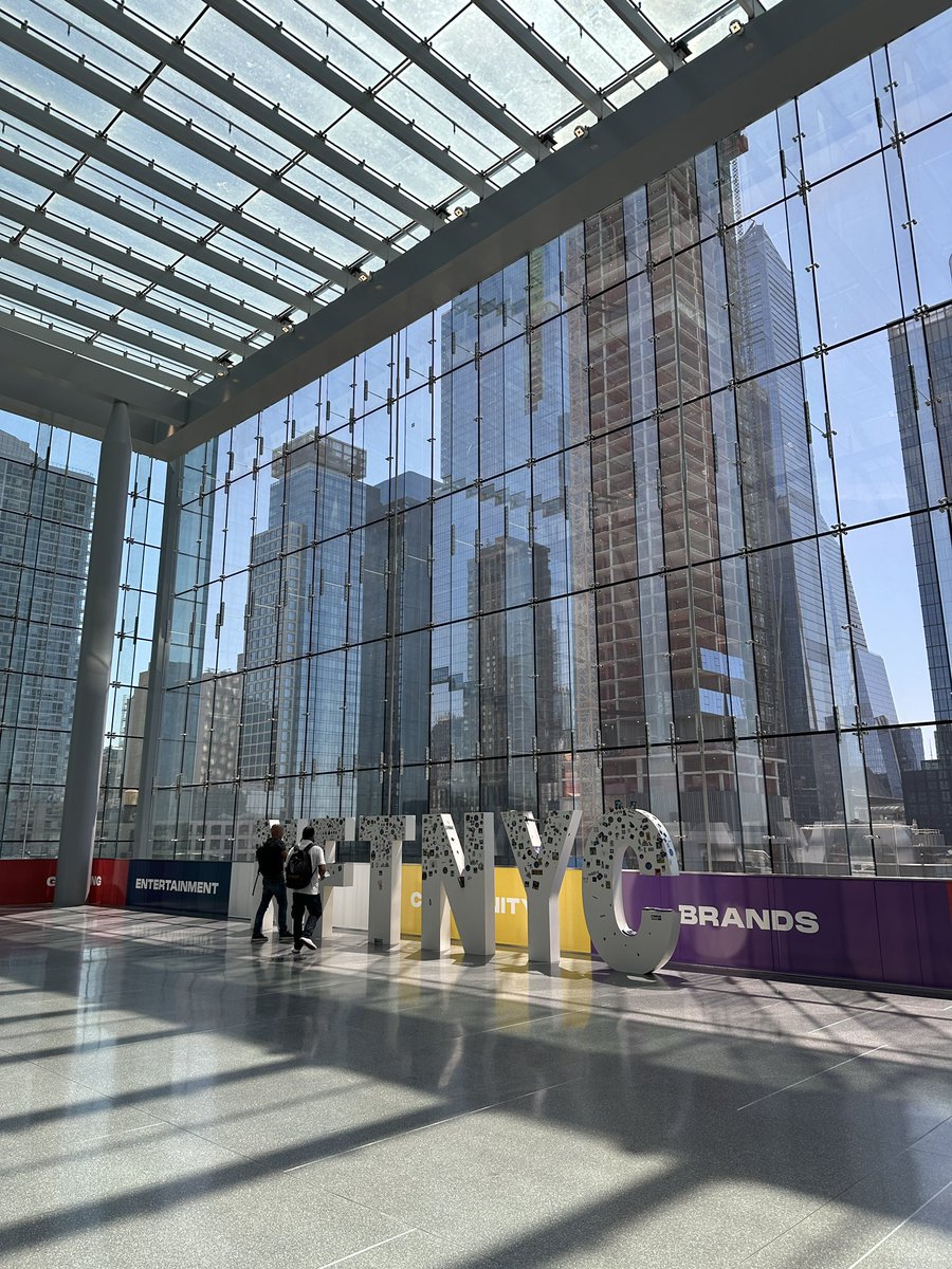 petite_evaliu's tweet photo. https://t.co/9cTcyIGC19

Anyone here？

#NFTNYC2023 #NFT #web3 https://t.co/kuy3Hj1Lnk