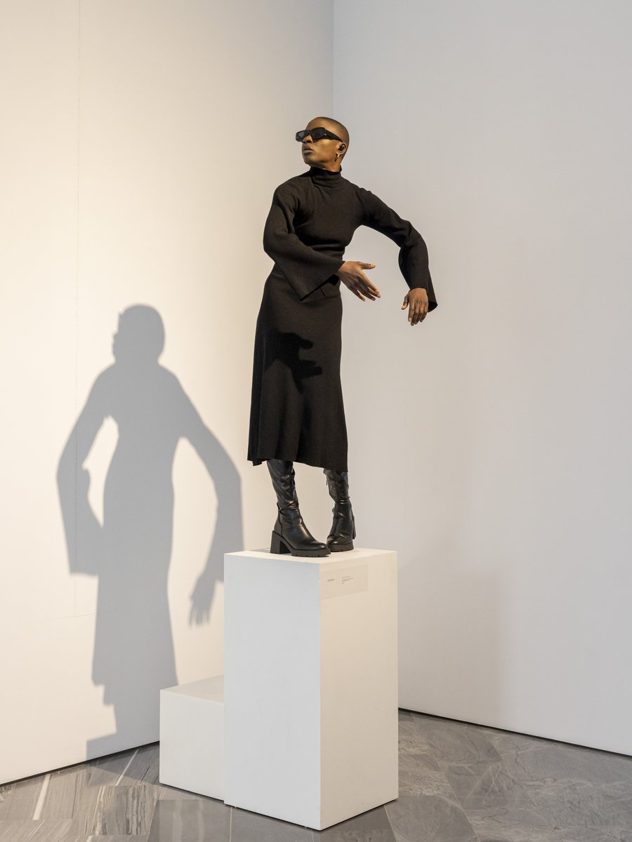 gva_IVAM's tweet photo. 💬 Obrim un nou passe per a veure la performance de #ElCondeDeTorrefiel en l’exposició 'Un contínuum comú indefinidament llis' a l'#IVAMAlcoi aquest 15 abril a les 17:30h.
Si et vas quedar sense la teua plaça, ara és la teua oportunitat ➡️ Reserva: https://t.co/uxMvdz7nye https://t.co/ogK21MfaM6