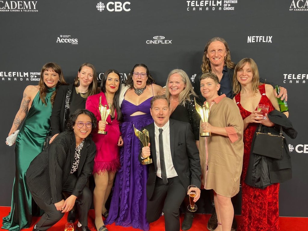 LisaRideout5's tweet photo. Grateful to win Best Documentary Program last night for Sex with Sue @sexwithsuefilm at the Canadian Screen awards @TheCdnAcademy Big thanks to the team at @BangerFilms &amp; Corus @CorusPR and anyone else on the team who is maybe on Twitter but since I never use it… ❤️❤️ https://t.co/bmYry3cHWn