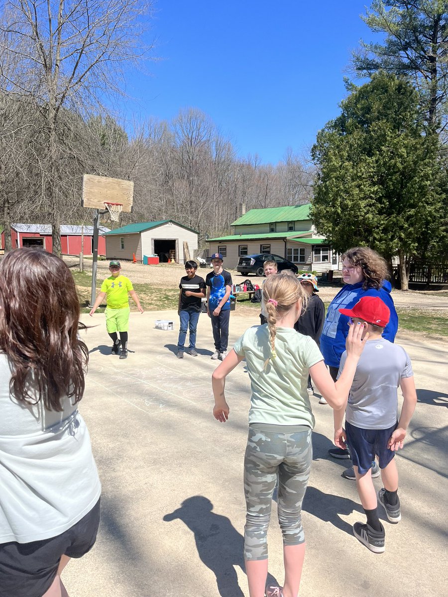fennhicks's tweet photo. Camp fun! https://t.co/NVaMQp9Ifr