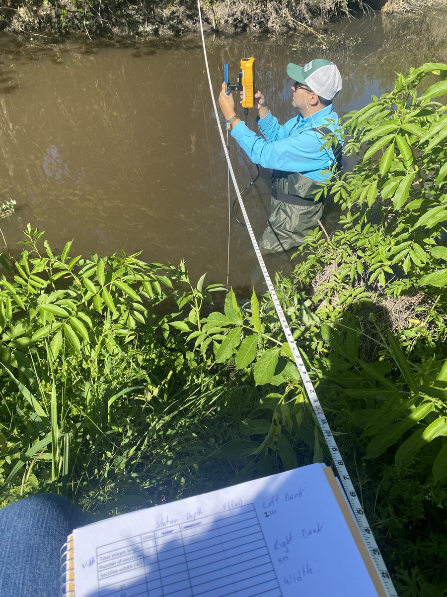 hfajardo9's tweet photo. On week 15 of the year, #PhosphorusWeek! 

We collected samples and measurements with @JuliaMaeHarriso at the NC TBL. These data will be used in our #phosphorus modeling project with @NatalieGNelson and @STEPS_STC! https://t.co/h5zqdsJvn6