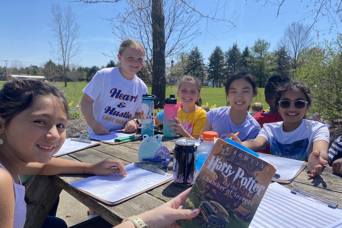 Miss_Holmberg's tweet photo. Students spent time in our outdoor classroom space today completing our math practice, and enjoying our read aloud. ☀️ https://t.co/eSibbrdRc0