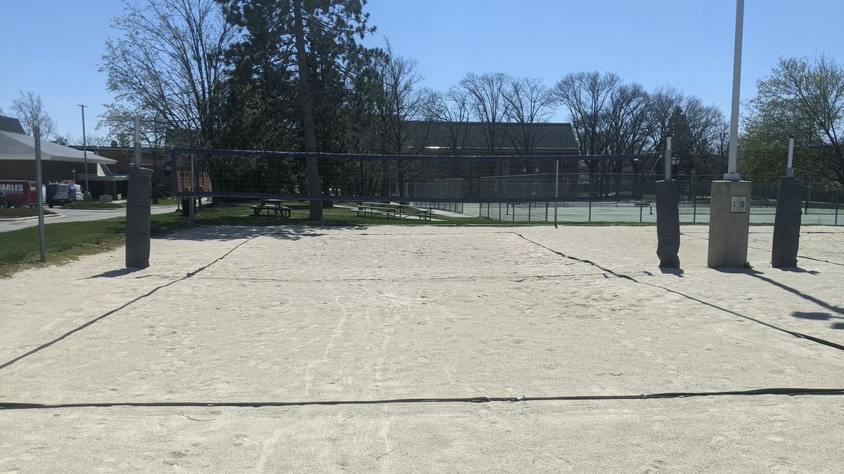 It is a bit🍃today but the 🌞 is shining and it feels like a ⛱️🏐 kind of day! #court1isup #ISpyKnowltonScienceCenter