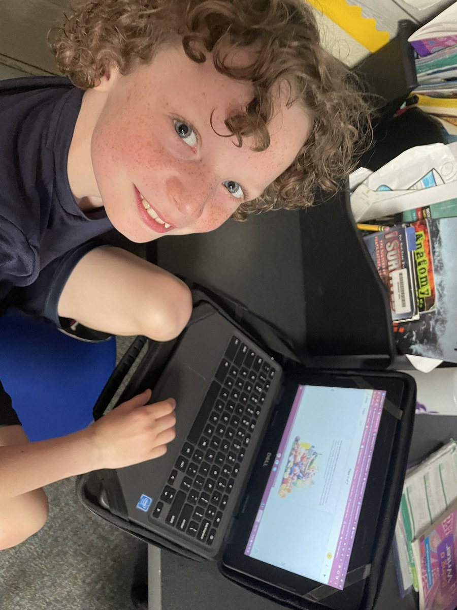 MrsGurney4's tweet photo. Using Book creator to publish our Expository Nonfiction text! #PeaceLoveParsons #InMarauderCountry #ParsonsPirates https://t.co/ZjSPVjCBaH