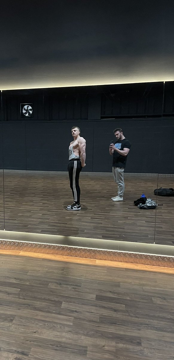 SlickyRB's tweet image. Mullet provides 17% more testosterone