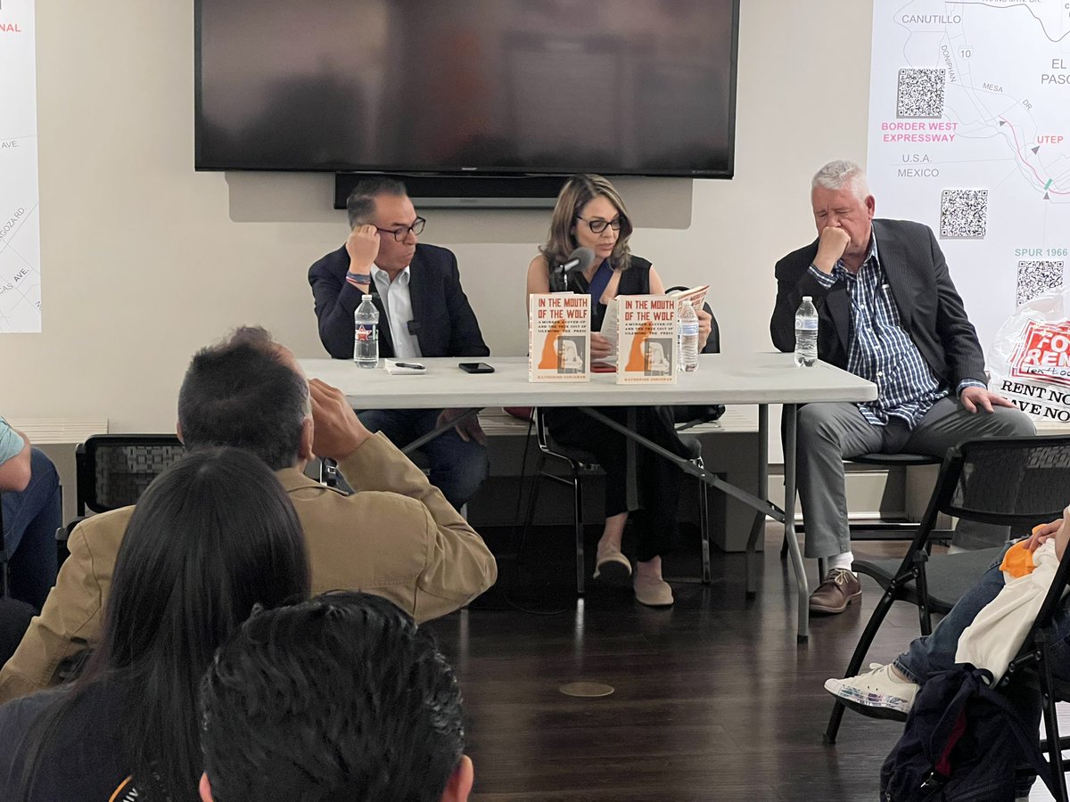 Packed house here at UTEP with @kathycorcoran and @ajcorchado. Today’s discussion about Regina Martinez Pérez, a veteran journalist in Mexico. She was murdered in 2012. Her colleagues and press from all over challenge what the Mexican government says happened.