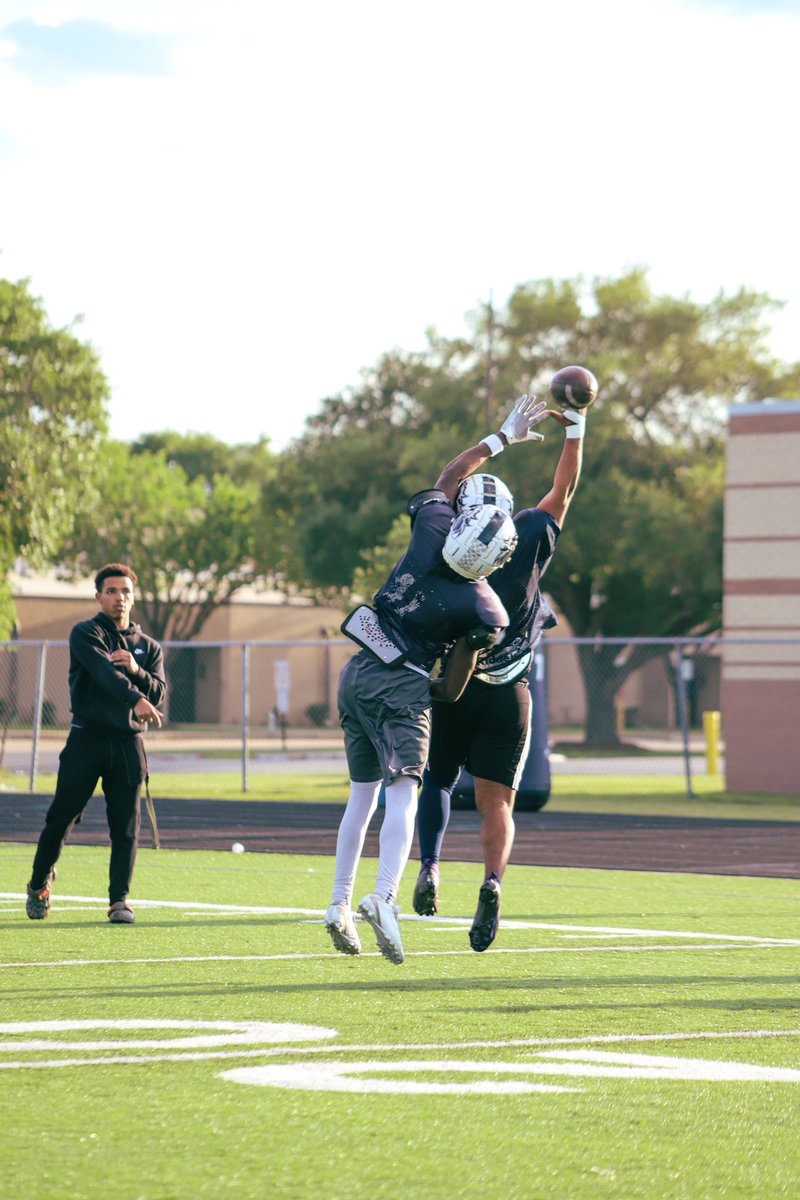 NorthAmericanU's tweet photo. TWO DAYS LEFT till game day 🤩

#Gostallions #NorthamericanU https://t.co/dHe2Q5ZqkL