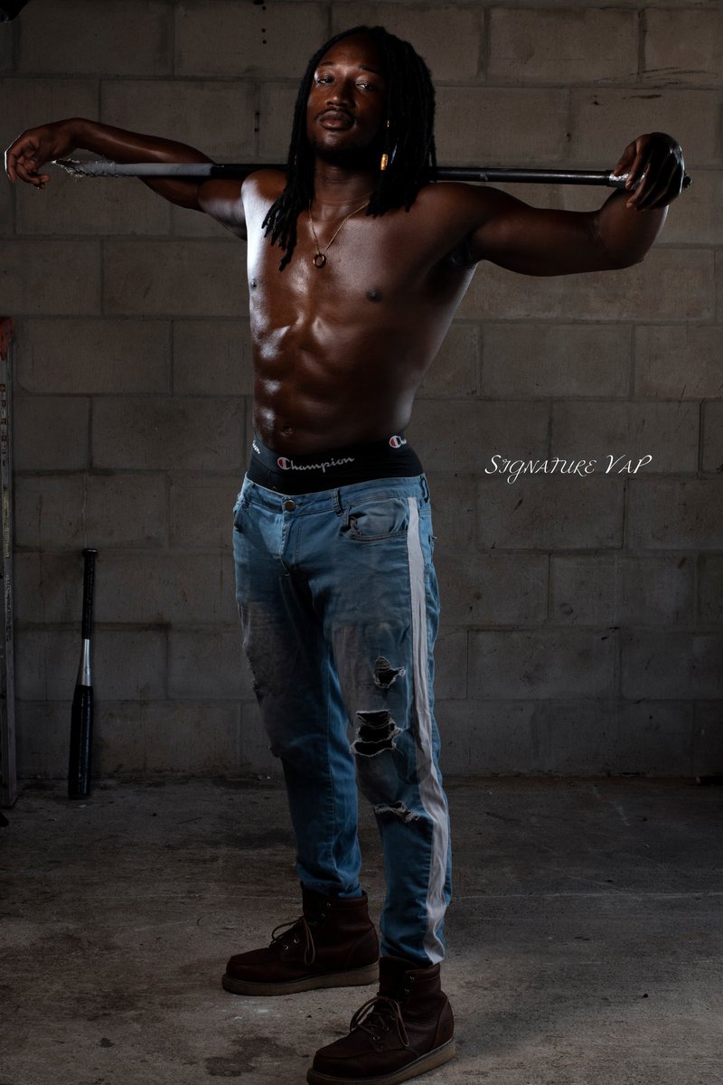 Changing the narrative 2023
Photos by Corie Pressley

#Changingthenarrative #Actor #Model #Entrepreneur #Underwearmodel #PROSPERMAGAZINE #Fitness #Locs #Melanin #Magazineready #Bodybuilding #Physique #Greatness #Champion