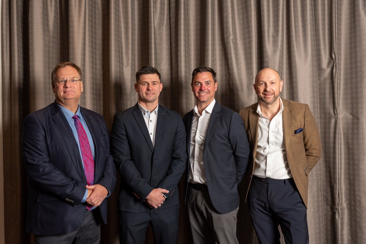 Another really successful day !

Two “come dine with me” events, on behalf of <a href="/gibbsanddandy/">Gibbs & Dandy</a> at the Leicester Holiday Inn.

Working with <a href="/benyoungs09/">Ben Youngs</a> - here pictured with RKD, Ben, @grassnake619 &amp; Michael Brambini 

Big thanks also go to <a href="/simplymagic19/">Sean Goodman</a> &amp; <a href="/DeniseABrady/">Denise Brady Photography</a>