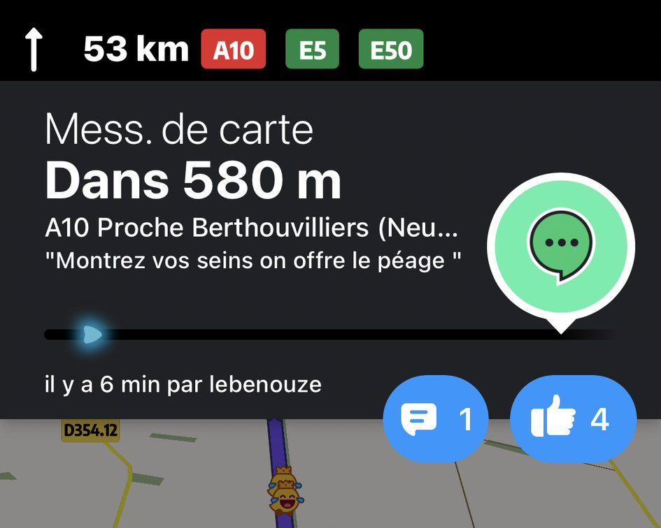 best_waze's tweet photo. Pendant ce temps sur Waze. https://t.co/wxDhFJGnSi