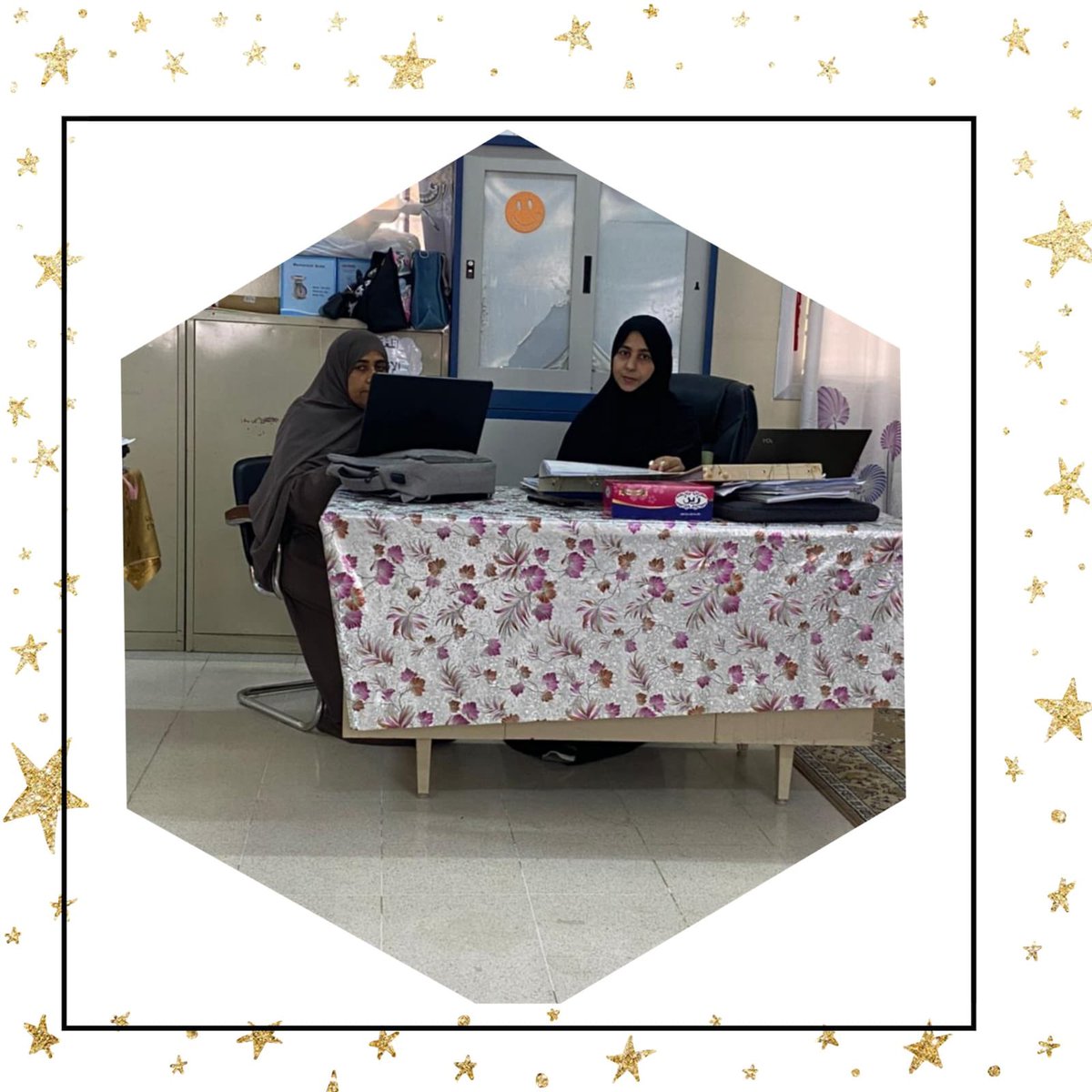 جانب من تبادل الخبرات والاستعداد للتقييم المعلمات الاوائل زارت  المعلمة الأولى أ. سعاد الكندي من مدرسة الضياء المعلمة الاولى أ. جواهر السعيدي في مدرسة حنين للتعليم الأساسي بتاريخ ١٢/٤/٢٠٢٣ من اجل الاستيضاح عن بعض بنود التقييم والاستعداد لها.
#فعاليات_تعليمية_شمال_الباطنة