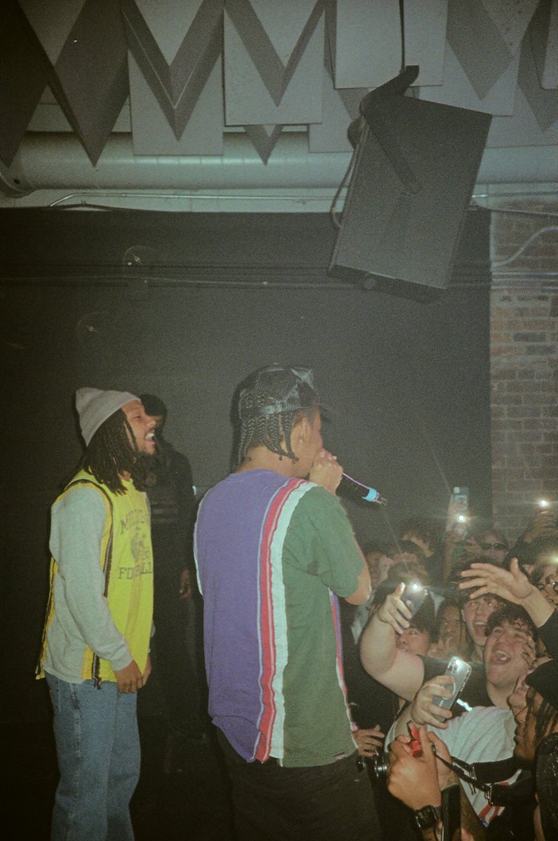 1daemoney's tweet photo. Goal setter
Dream living ❤️🔥
##TOURR #RRTOUR #EFG LONG LIVE TCOOK https://t.co/qOcbI1Ng3j