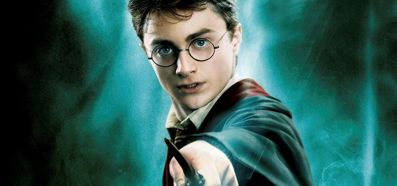CloudDizipal's tweet photo. HBO Max'e Harry Potter dizisi geliyor.

 #dizipal https://t.co/MyZMwaj6Zh