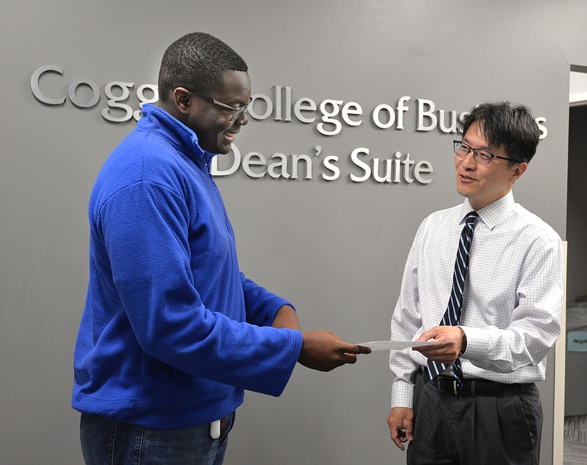 #UNF economics professor creates new survey to track local economy. jaxdailyrecord.com/news/2023/apr/… #NorthFlorida