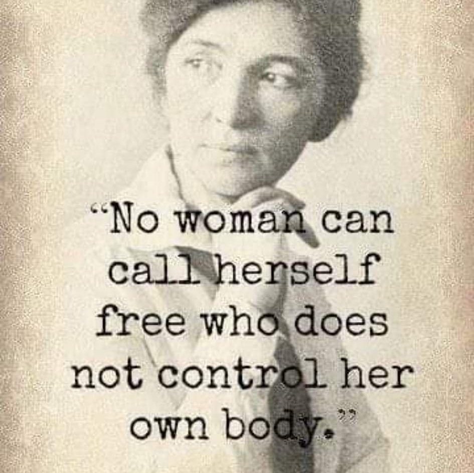 Delores Anne Smith # gloves off # Resistance (@skinnercubed) on Twitter photo 