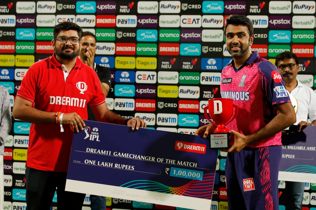 IPL's tweet photo. In Match 1⃣7⃣ of #TATAIPL between #CSK &amp; #RR Here are the TIAGO.ev Electric Striker, Dream11 GameChanger &amp; RuPay On-The-Go 4s of the match award winners. #CSKvRR 

@Tatamotorsev | #Tiagoev | #Goev 
@Dream11 | #SabKhelenge 
@RuPay_npci | #RuPayCreditonUPI | #BeOnTheGo https://t.co/Xqz6gAFSGI