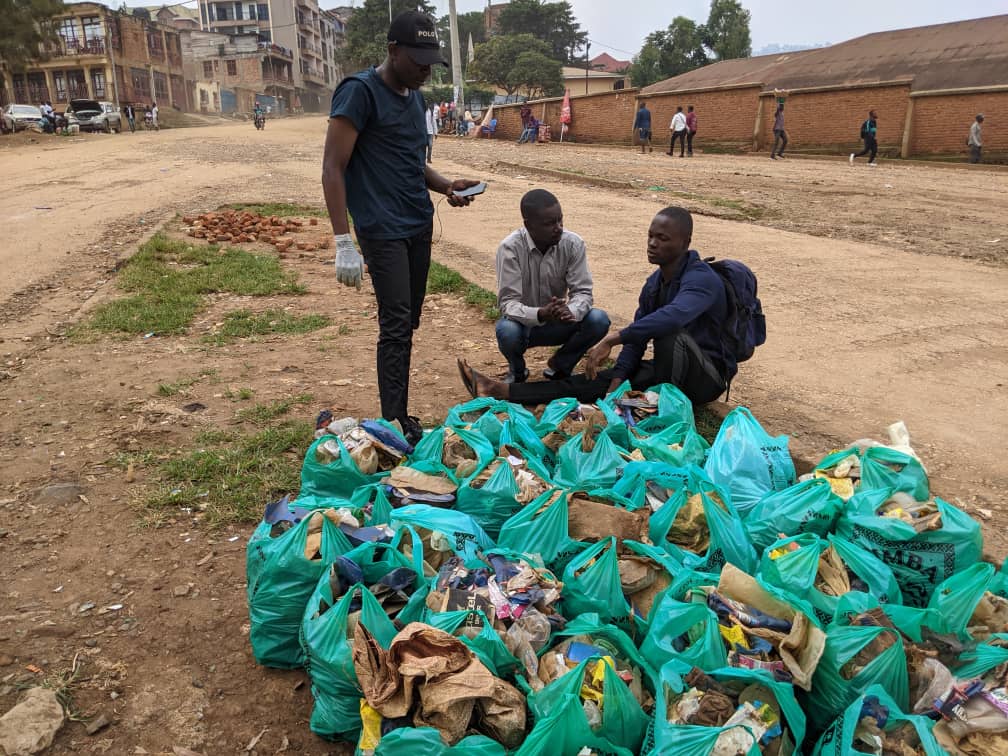 Plastic pollution still been a biggest challenge not only in my community but all over the world. It's cancellation needs everyone's actions. Reducing single use plastics can make a huge difference in the health of our community and planet. 
#plasticpollution #globalrecyclingday