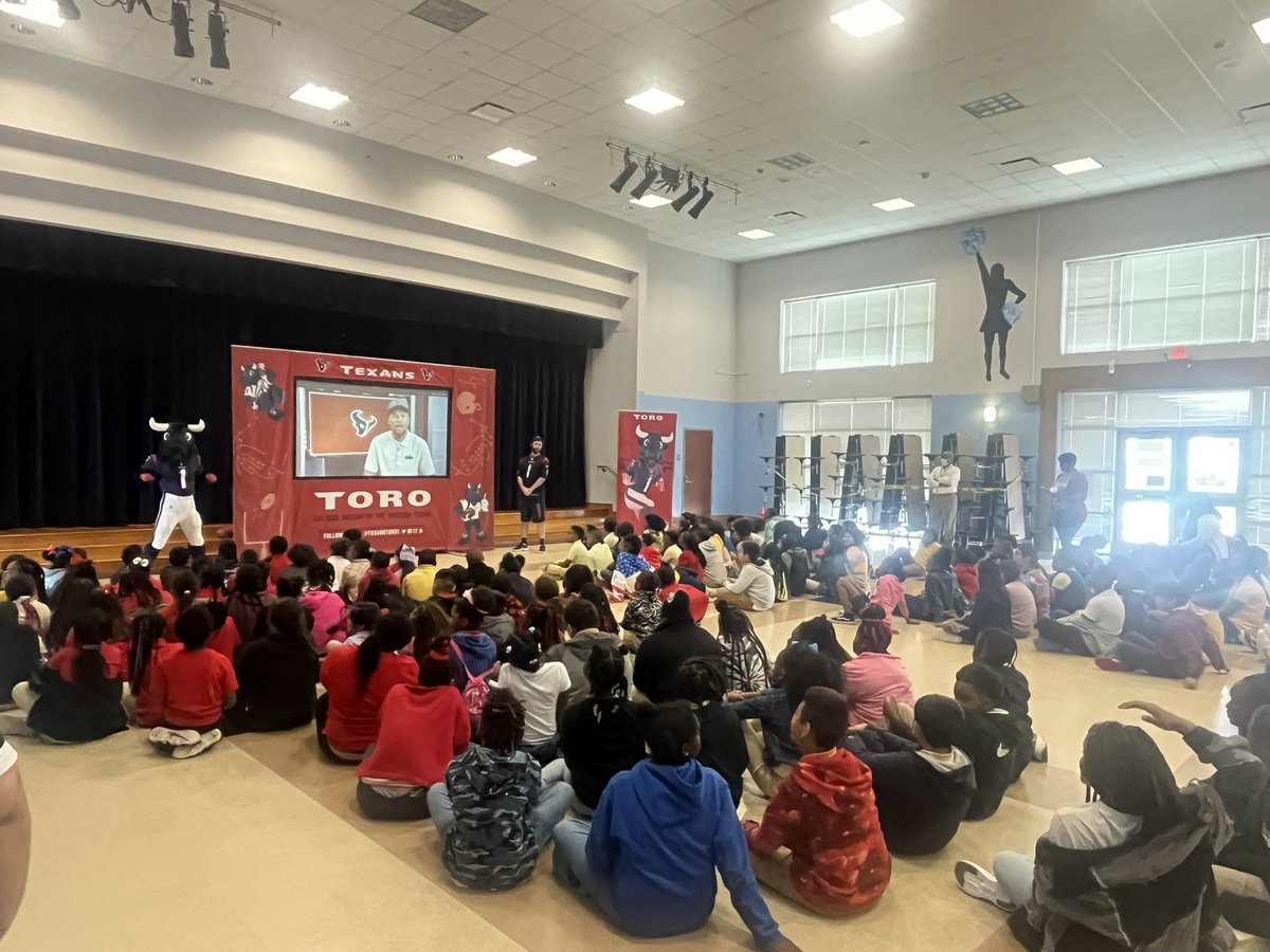 Robert L. Frost Elementary tweet media